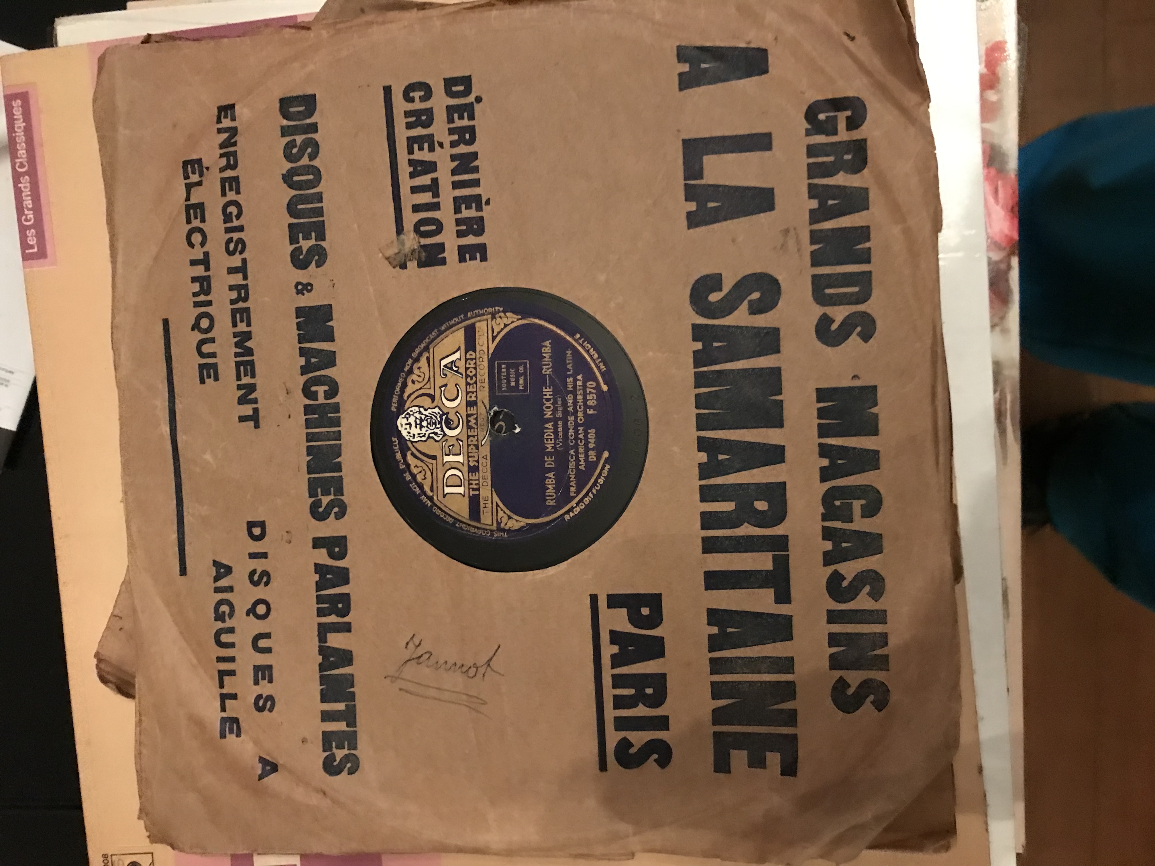 Vinyls T (21)